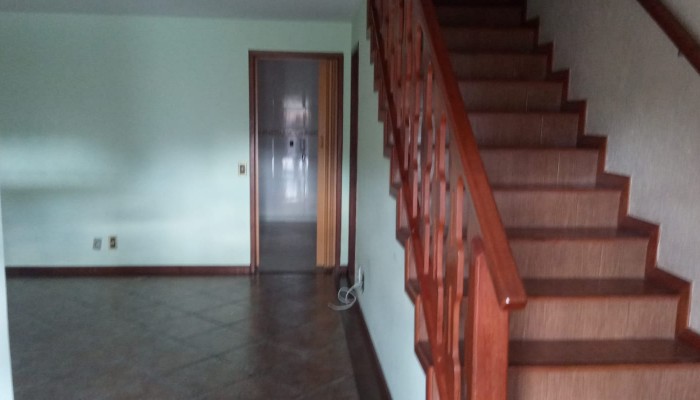 Imobiliarias em Teresopolis MP Imóveis-Casa duplex em condomínio para alugar em Araras